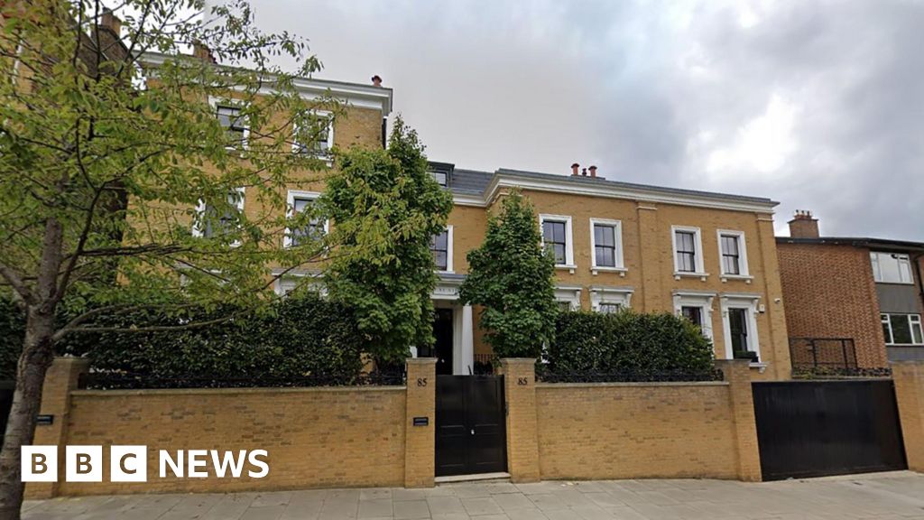 News: Couple can hand back moth-infested £32.5m mansion