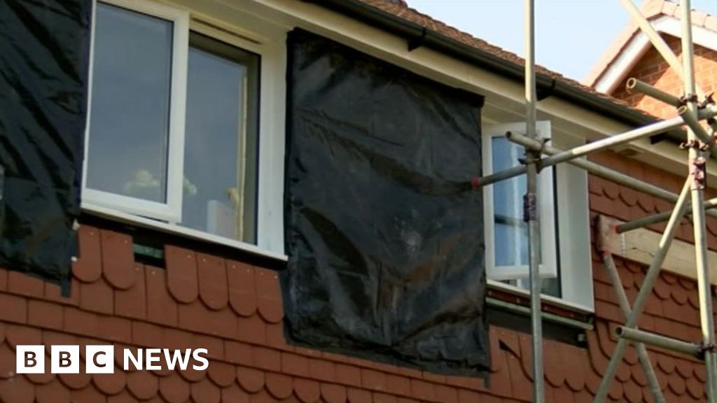 News: Persimmon Homes: Couple’s fears as part of new-build home collapses
