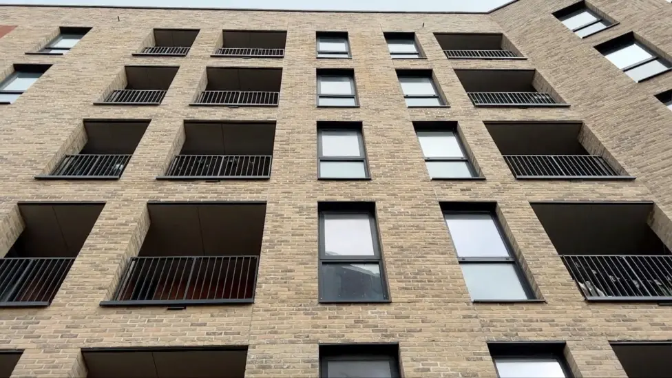 News: Ministers outline plans to ban new leasehold flats