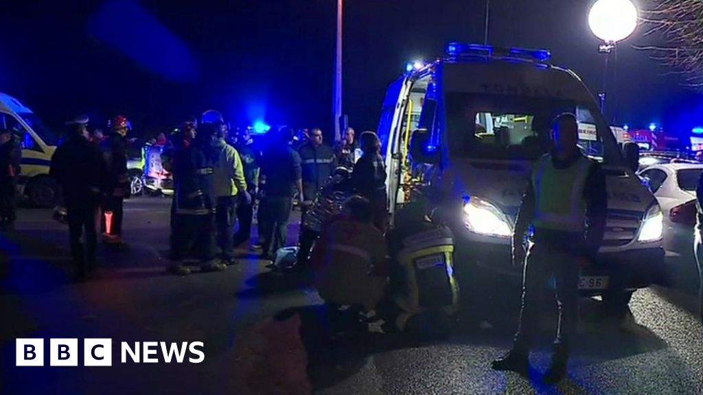 News: Portugal fire kills eight at leisure centre