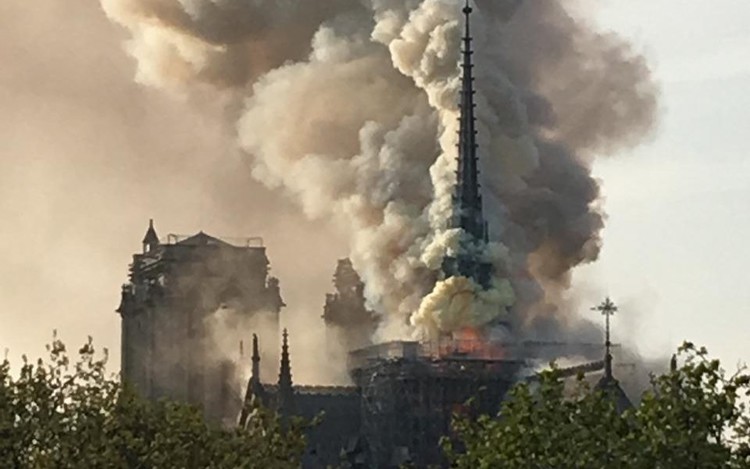 News: Notre Dame cathedral on fire