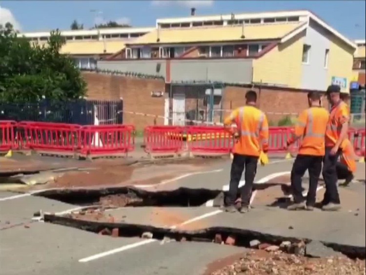 News: 100 homes affected by burst pipe