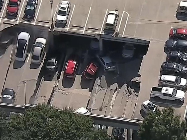 News: Multi-storey car park collapses in US
