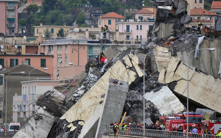 News: Genoa collapse: Hundreds more bridges ‘at risk’ across Italy as ministers blast highways firm