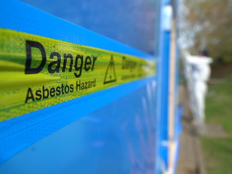 News: Leading cancer expert says campaign to remove asbestos from schools could cause more deaths