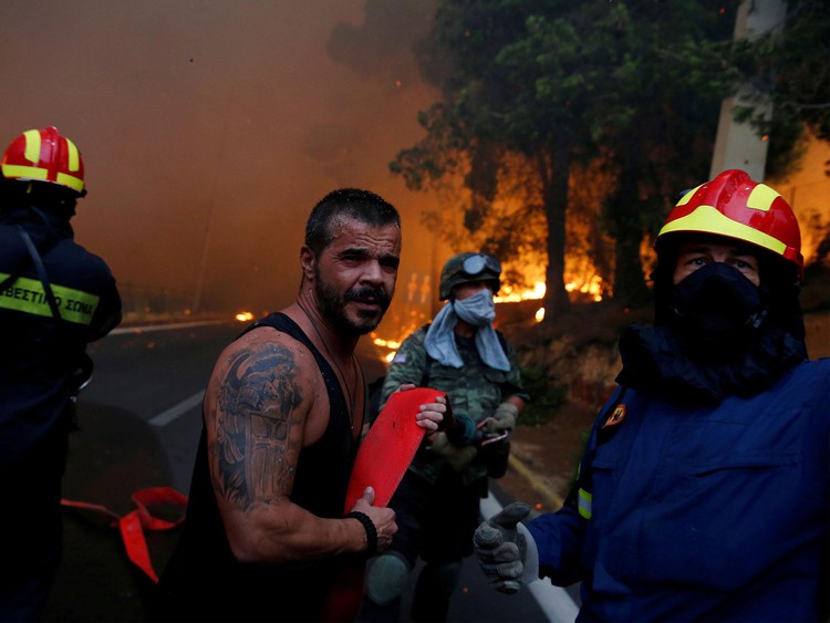News: Greece wildfires: More than 60 dead as blazes rage in holiday resorts near Athens