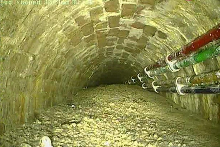 News: Footage shows 100-ton ‘concreteberg’ found lurking in London’s sewers