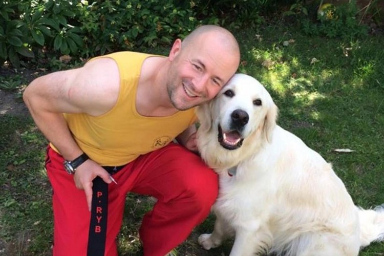 News: Blind tennis ace wins £50,000 after home surveyor missed Japanese knotweed