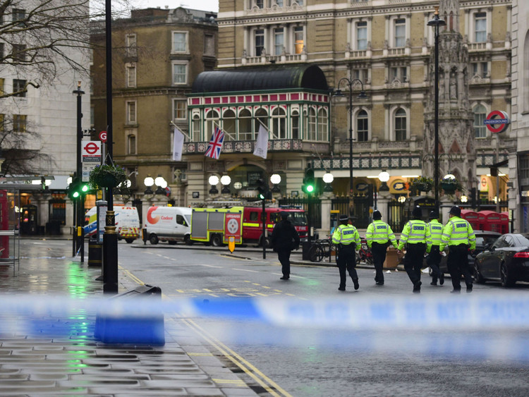 News: ‘Chaos’ as gas leak evacuation shuts London stations