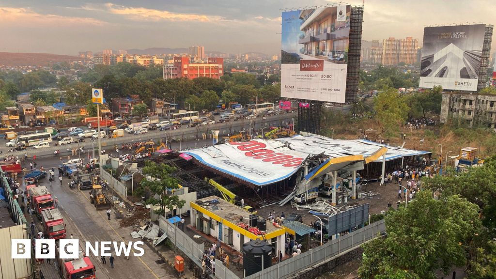 News: Mumbai billboard collapse: Fourteen dead and dozens injured
