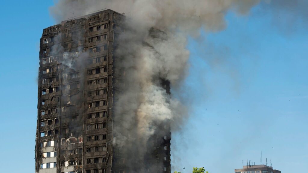 News: Safety inspectors halt work after insurers rein in cover
