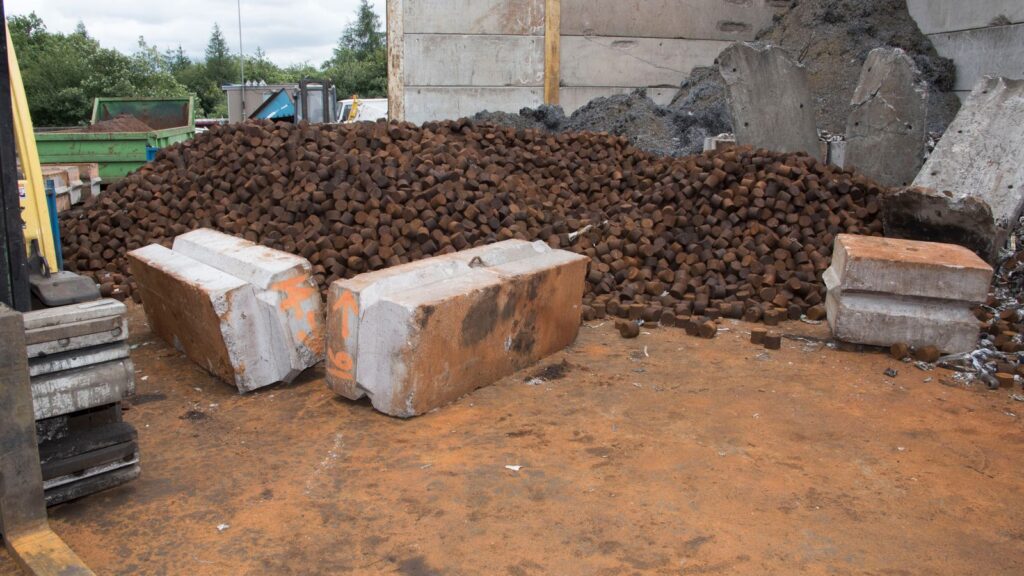News: Metal recycling company bosses jailed after 45-tonne wall collapse killed five workers